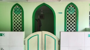 Mushola RS Puspa Husada Jatimulya Tambun Selatan Bekasi – Fasilitas Ibadah Nyaman bagi Pasien & Pengunjung